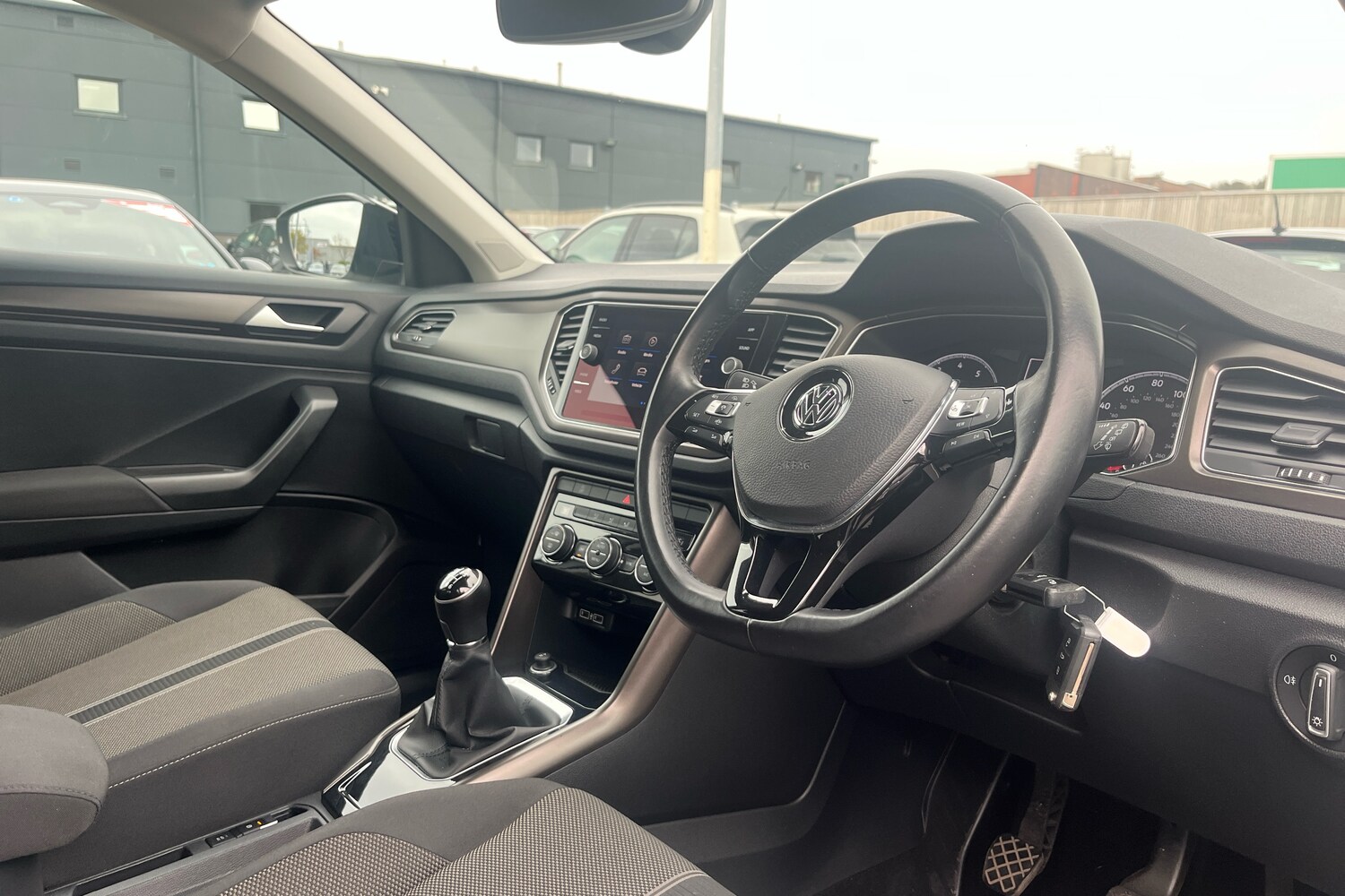 Used Volkswagen T-Roc 2019 for sale - 76673845: Photo 6
