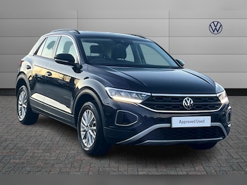 Used Volkswagen T-Roc 2022 for sale - 77098902: Photo