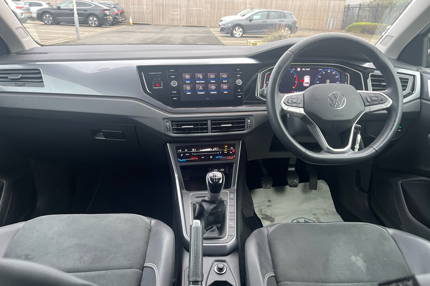 Used Volkswagen Polo 2023 for sale - 76744881: Photo 8