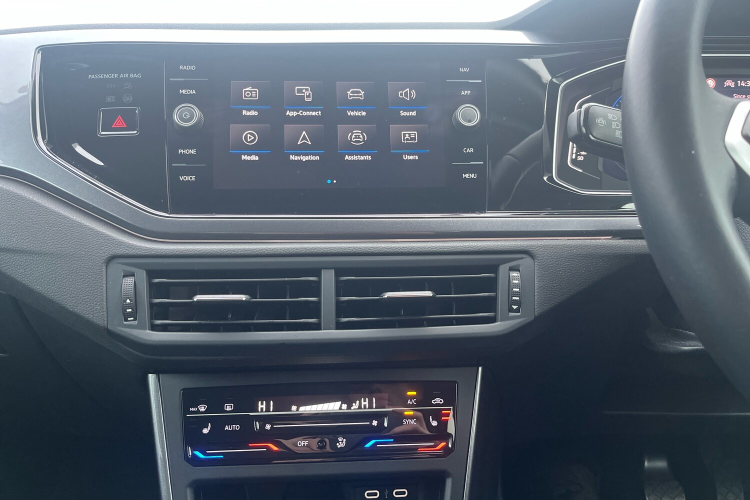 Used Volkswagen Polo 2023 for sale - 76744881: Photo 9