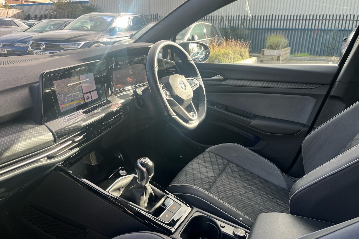 Used Volkswagen Golf 2023 for sale - 76676318: Photo 2