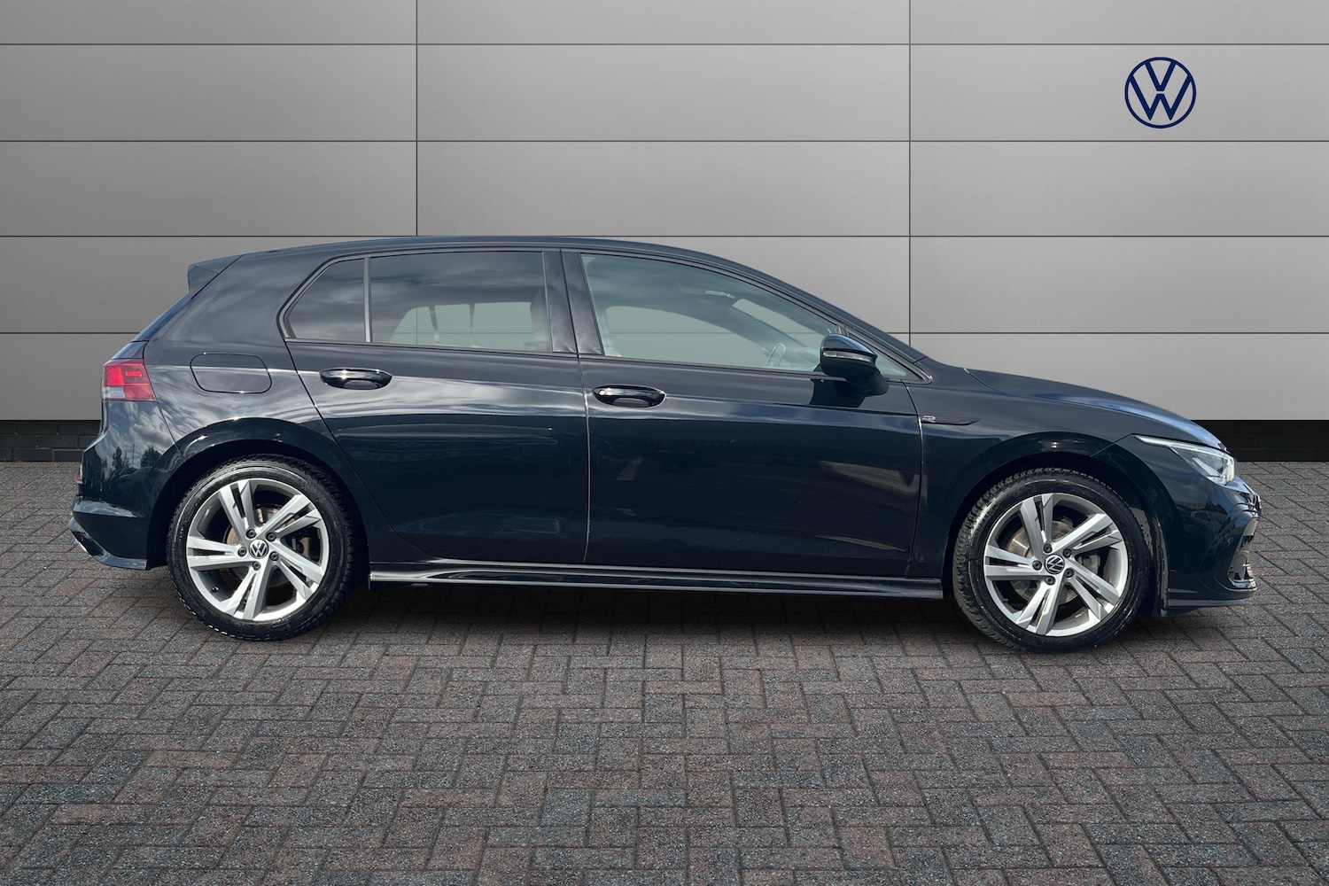 Used Volkswagen Golf 2023 for sale - 76676318: Photo 4