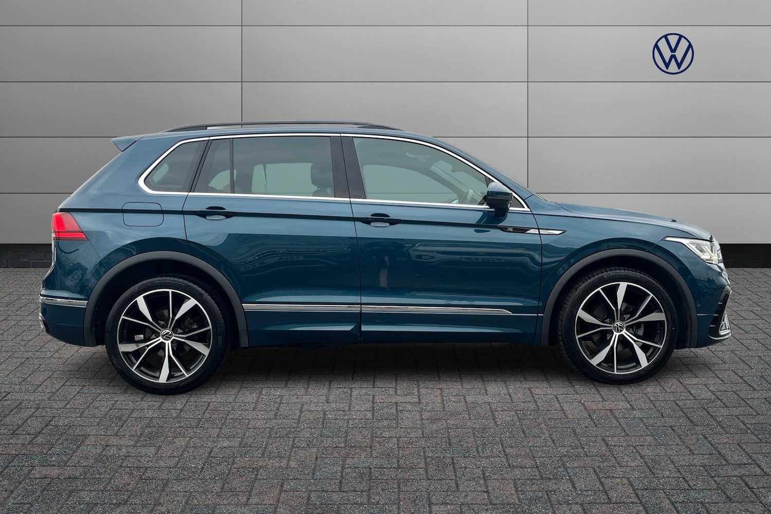 Used Volkswagen Tiguan 2023 for sale - 76676307: Photo 4