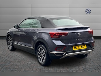 Used Volkswagen T-Roc 2022 for sale - 77770798: Photo