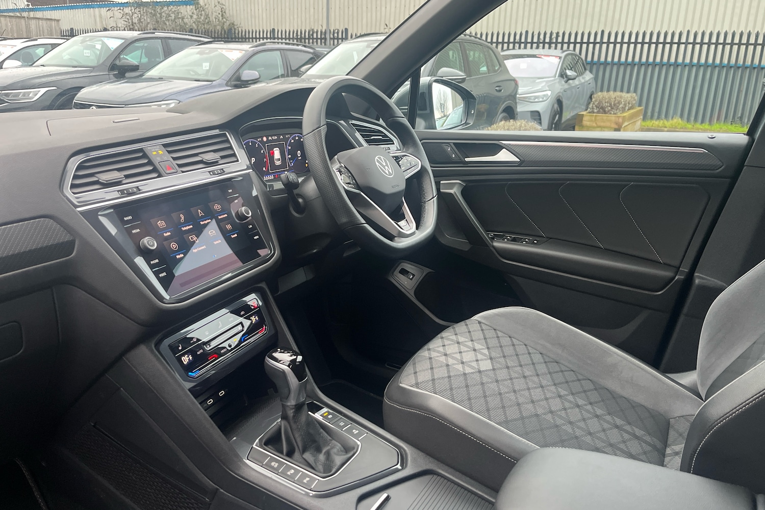 Used Volkswagen Tiguan Allspace 2025 for sale - 77512363: Photo 2