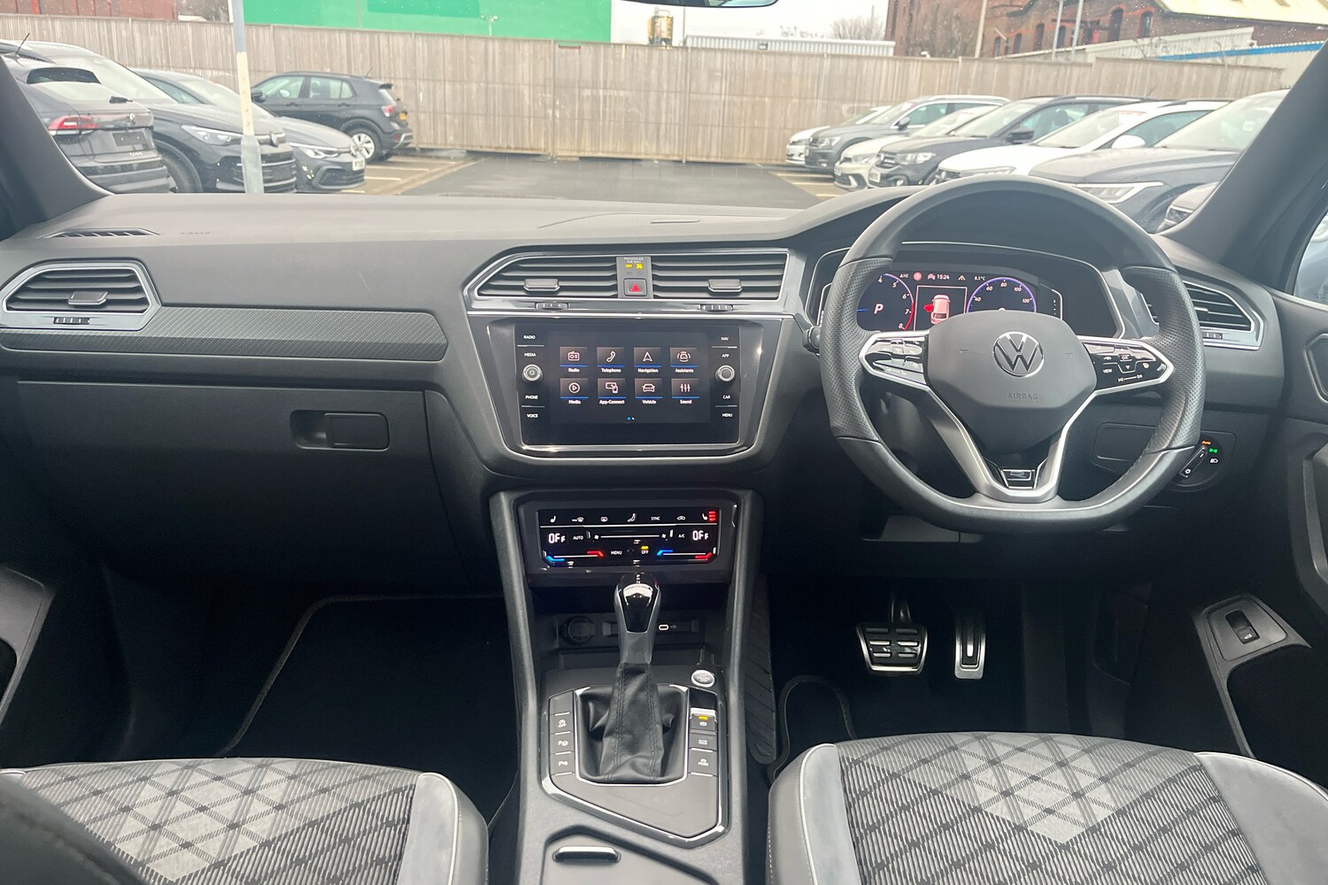 Used Volkswagen Tiguan Allspace 2025 for sale - 77512363: Photo 8