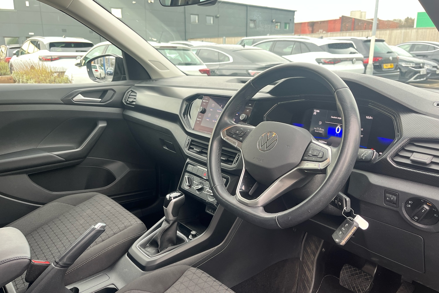 Used Volkswagen T-Cross 2022 for sale - 76674422: Photo 6