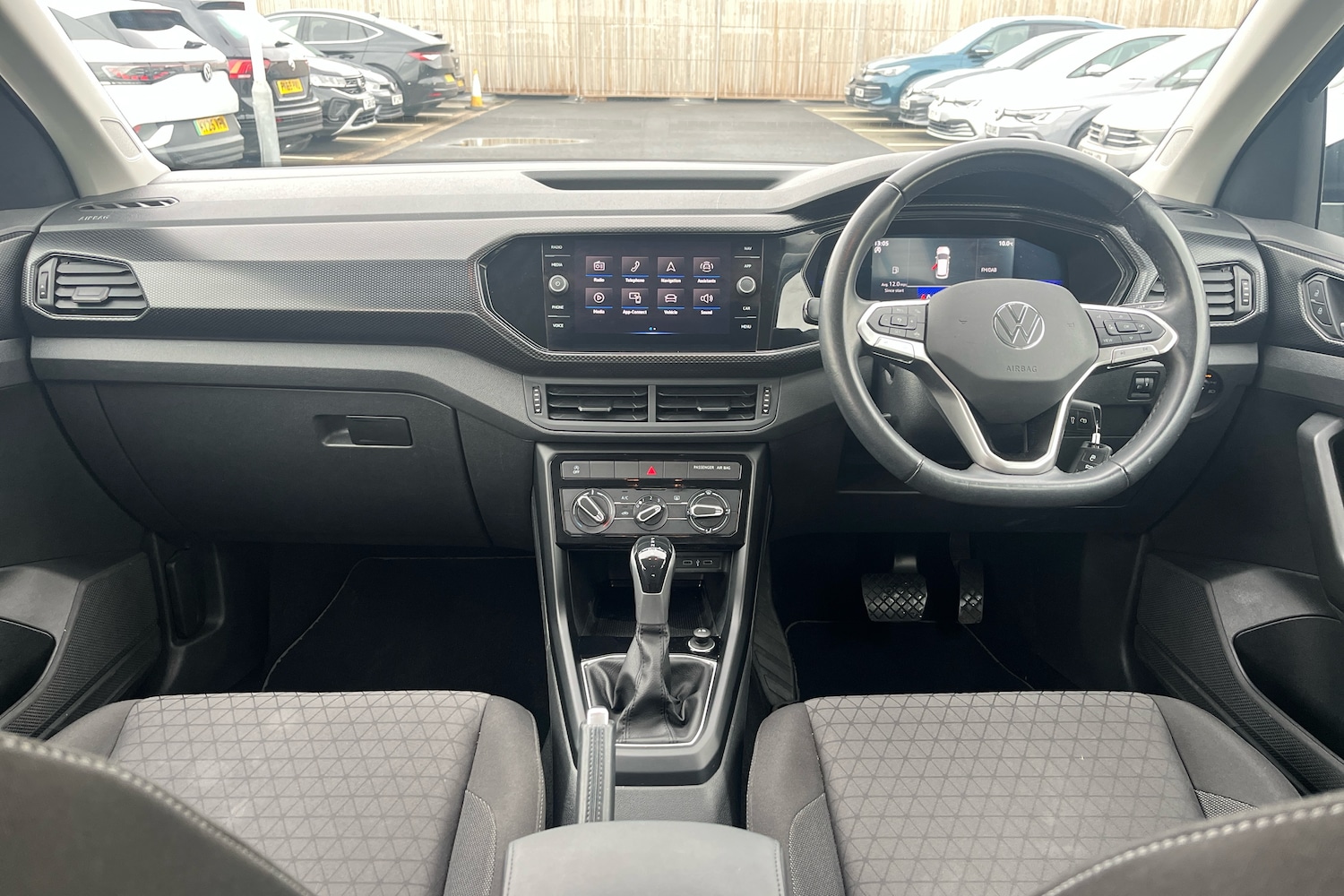 Used Volkswagen T-Cross 2022 for sale - 76674422: Photo 8