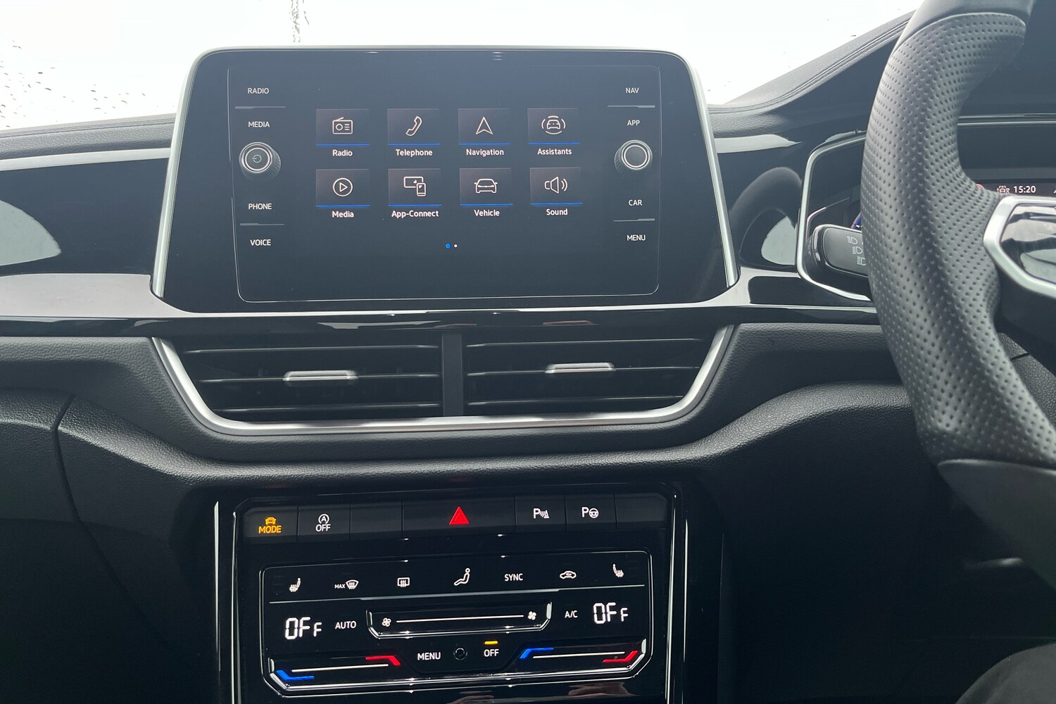 Used Volkswagen T-Roc 2022 for sale - 77841077: Photo 9