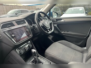 Used Volkswagen Tiguan Allspace 2018 for sale - 77268990: Photo