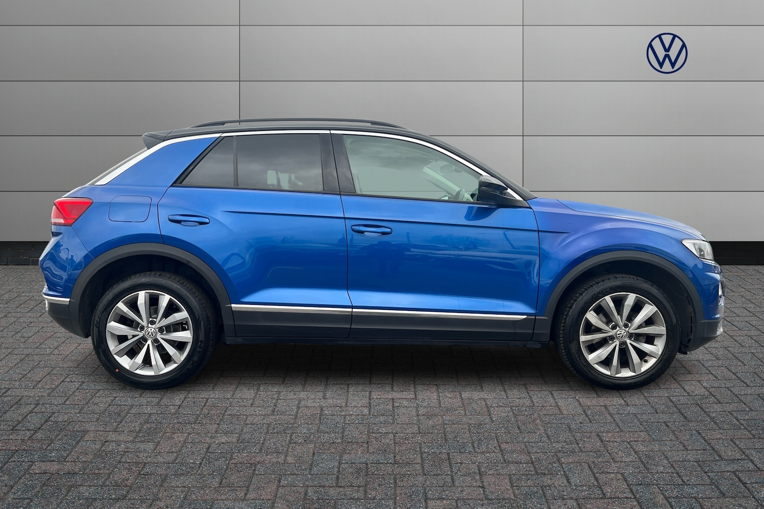 Used Volkswagen T-Roc 2018 for sale - 78198637: Photo 4