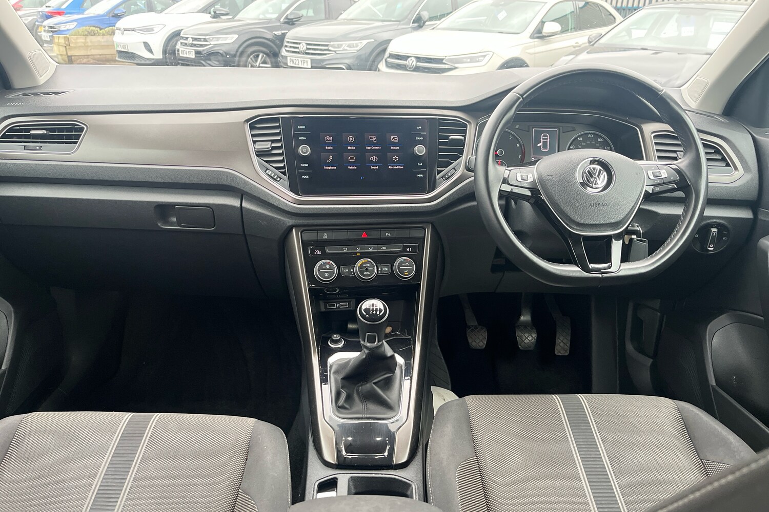 Used Volkswagen T-Roc 2018 for sale - 78198637: Photo 8