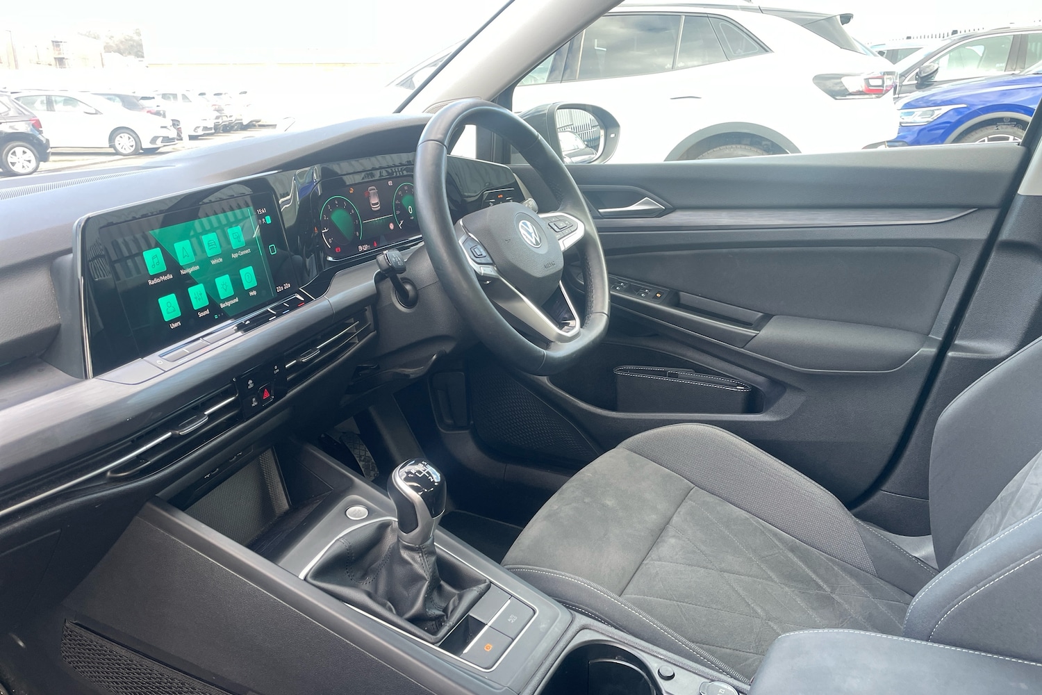 Used Volkswagen Golf 2020 for sale - 77941991: Photo 2