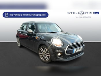 Used MINI Hatch 2017 for sale - 77401124: Photo