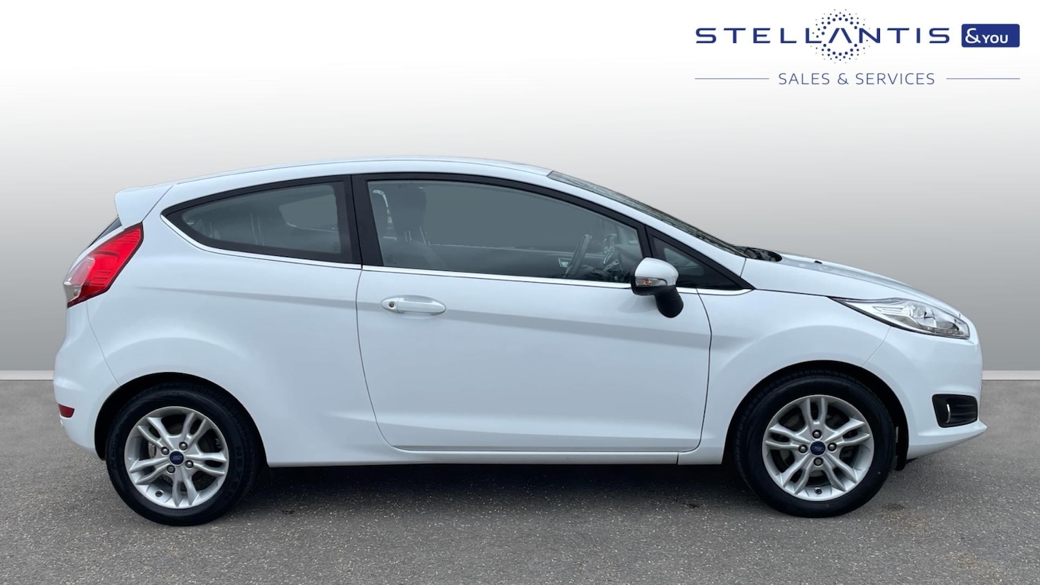 Used Ford Fiesta 2016 for sale - 77884344: Photo 2