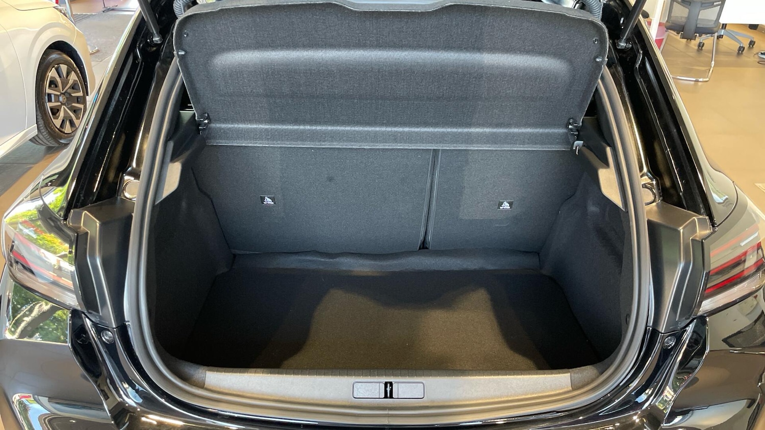 Used Peugeot 208 2025 for sale - 76803259: Photo 19