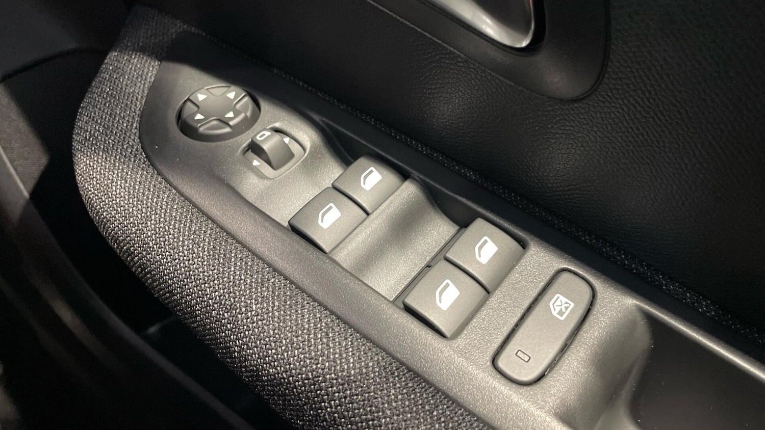 Used Peugeot 208 2025 for sale - 76803259: Photo 22