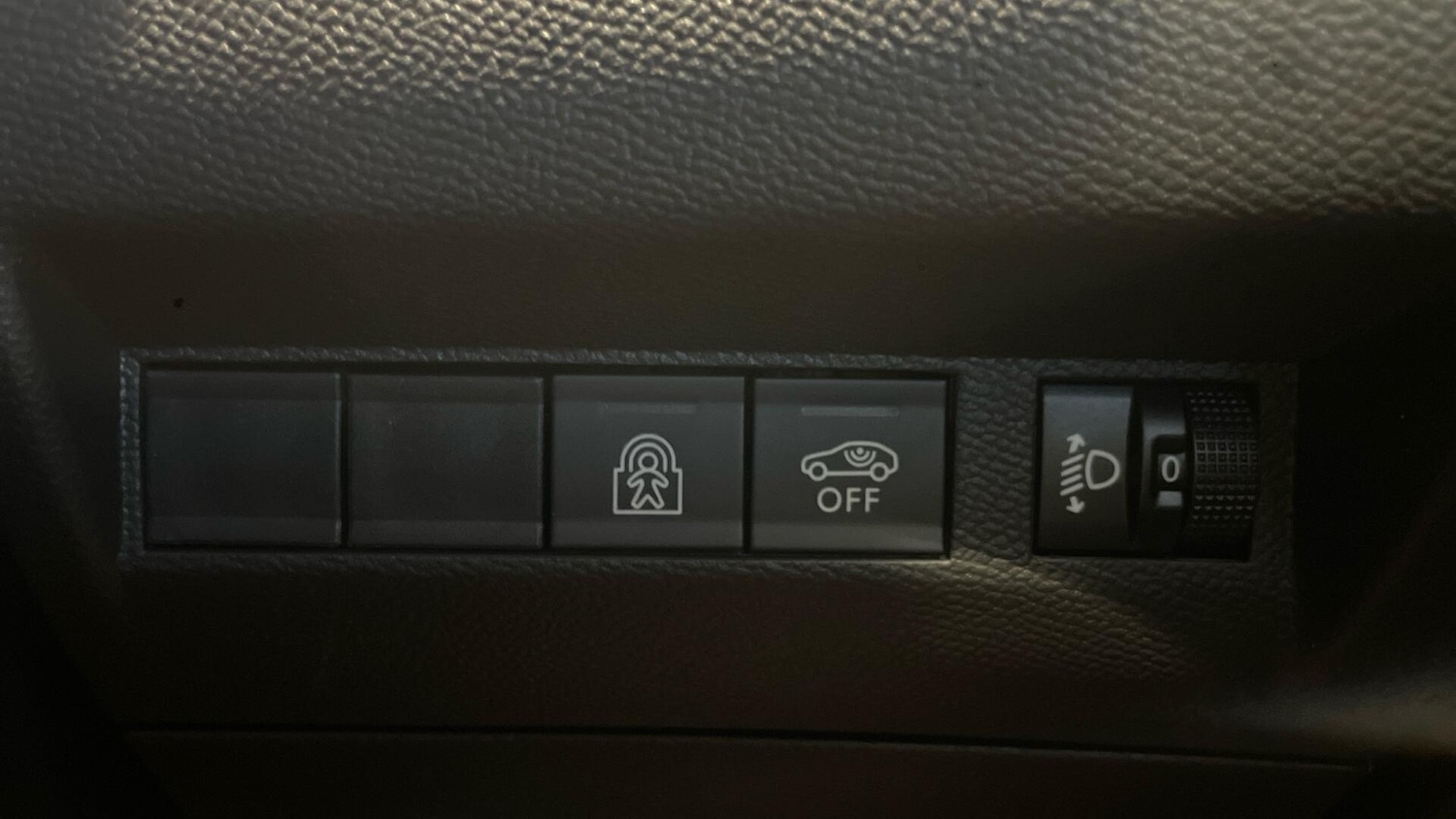 Used Peugeot 208 2025 for sale - 76803259: Photo 31