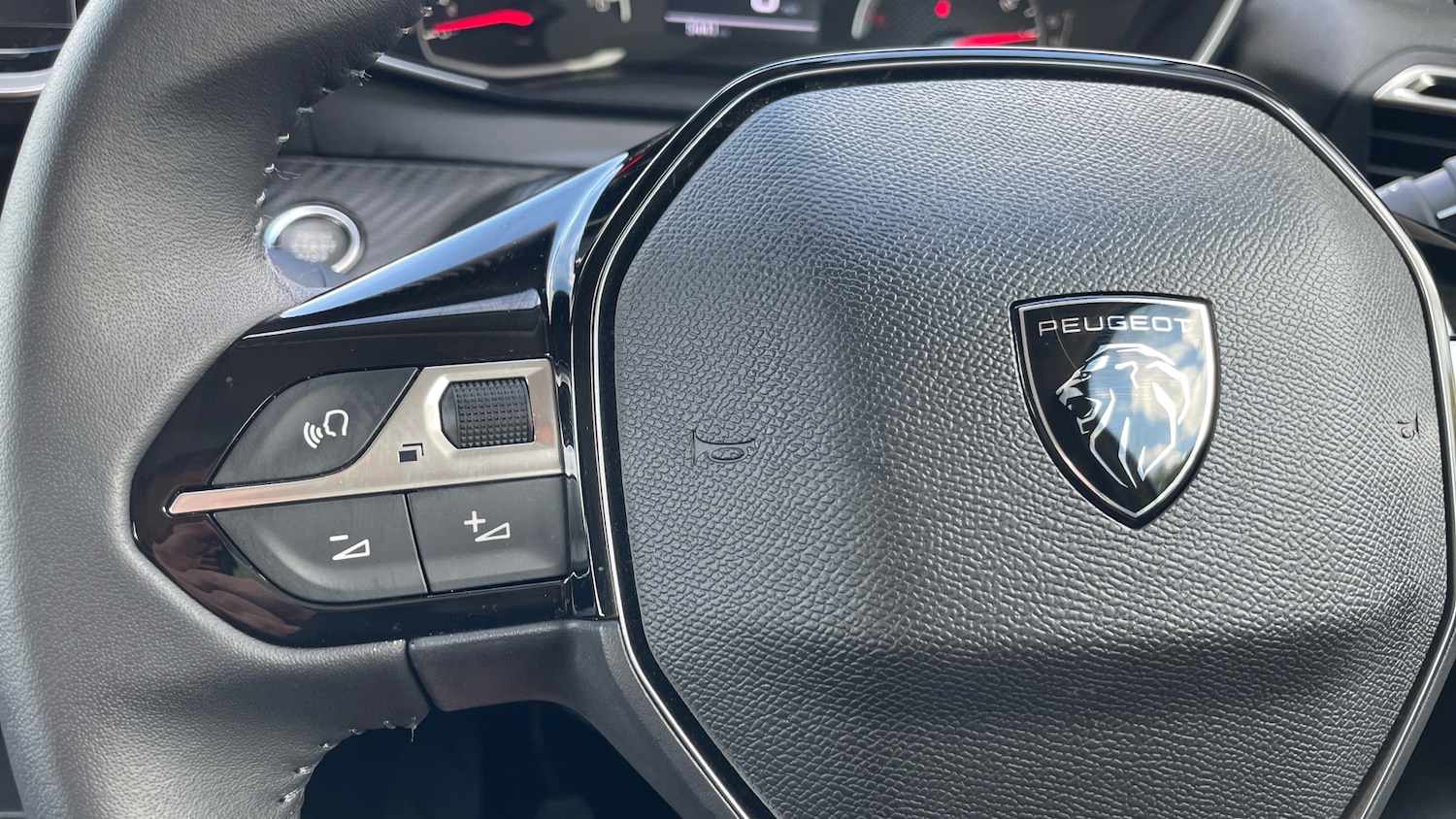 Used Peugeot 208 2024 for sale - 76574310: Photo 23