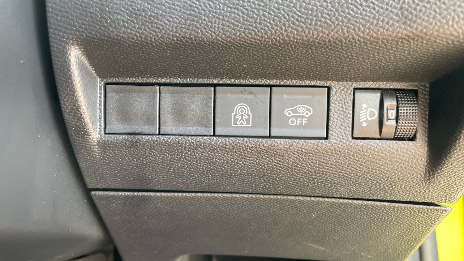 Used Peugeot 208 2024 for sale - 76574310: Photo 34