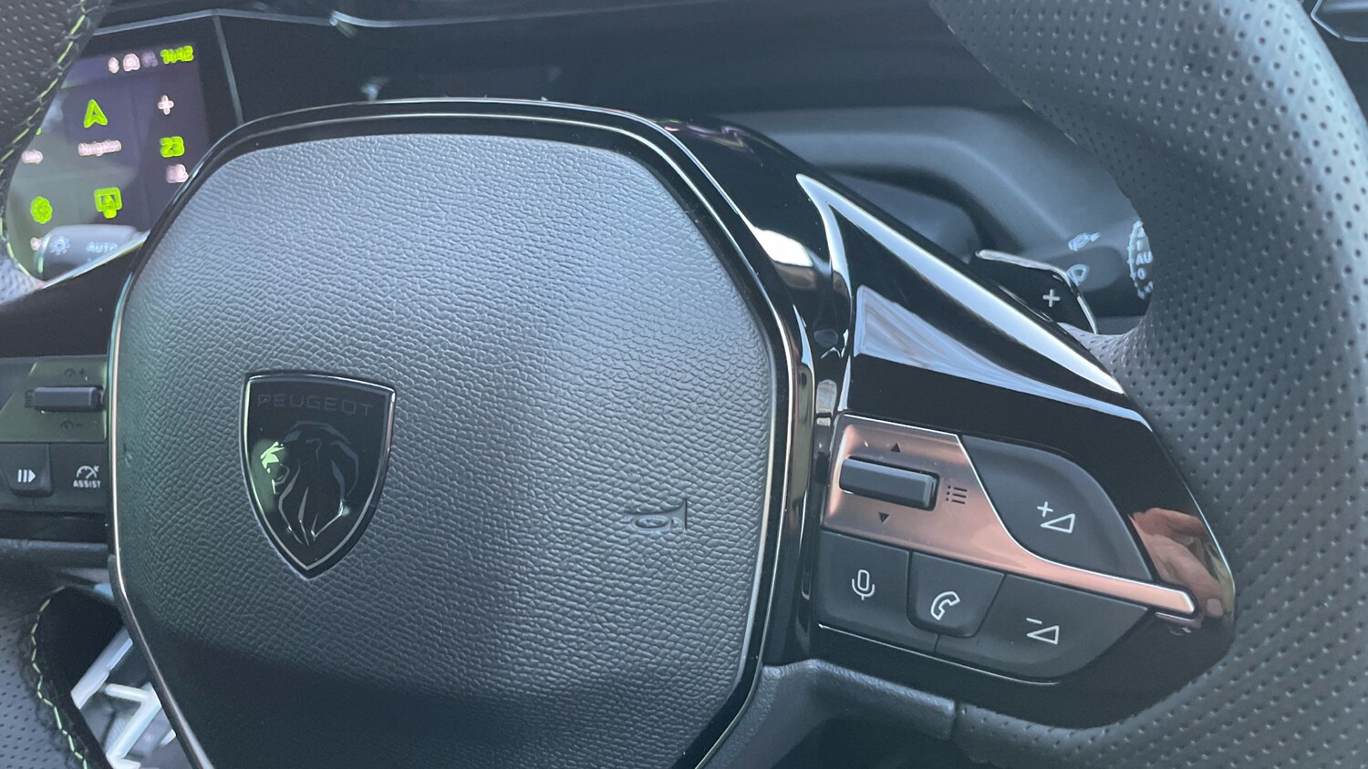 Used Peugeot 408 2024 for sale - 76887912: Photo 25