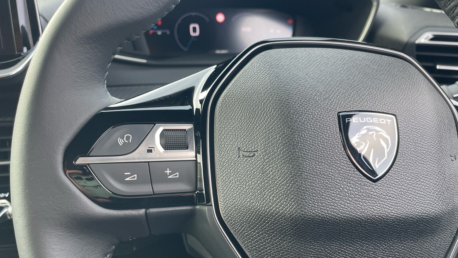 Used Peugeot 2008 2026 for sale - 77511981: Photo 23