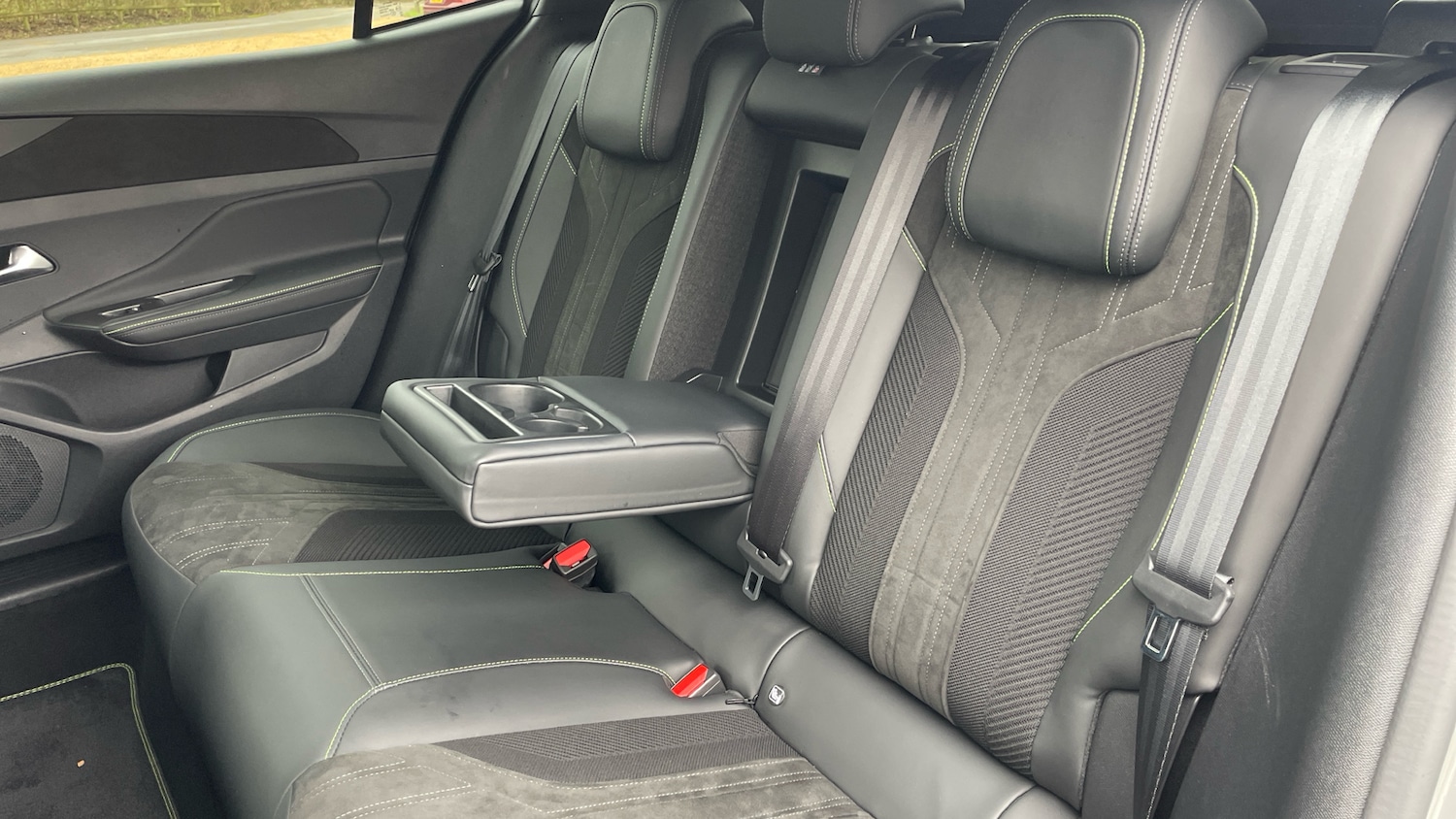 Used Peugeot 408 2024 for sale - 77941391: Photo 33