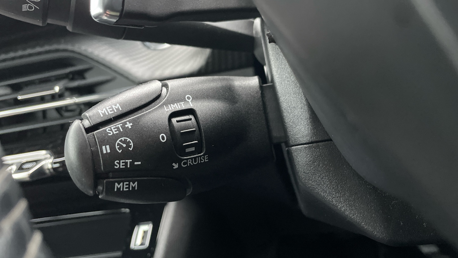 Used Peugeot 208 2022 for sale - 77321252: Photo 39