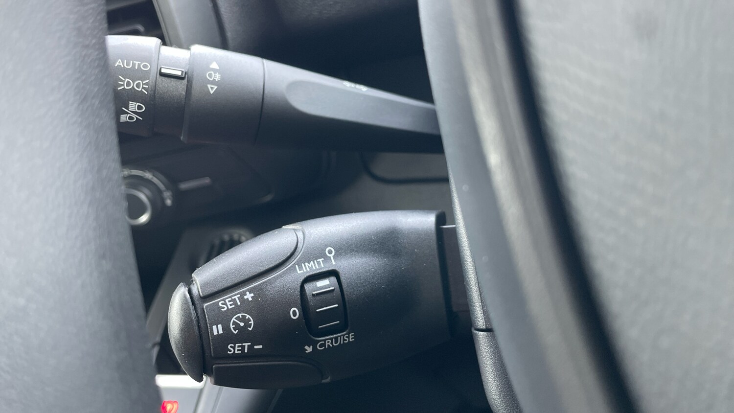 Used Peugeot Partner 2023 for sale - 77971171: Photo 23