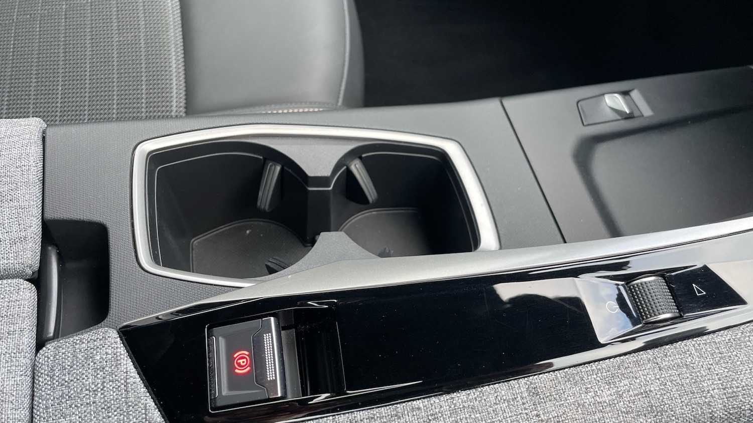 Used Peugeot 5008 2024 for sale - 77565347: Photo 21