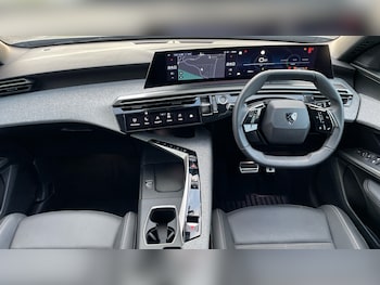 Used Peugeot 5008 2024 for sale - 77565347: Photo