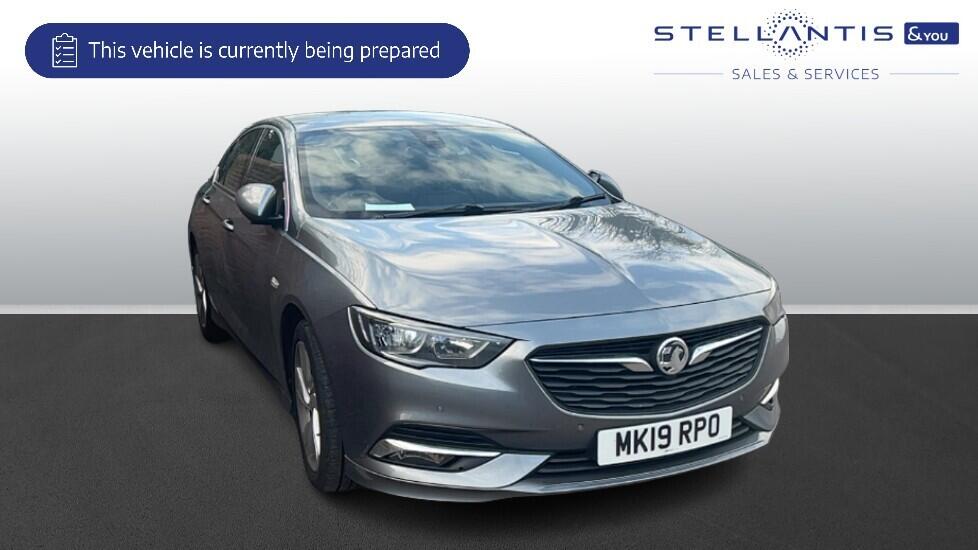 Used Vauxhall Insignia 2019 for sale - 78102231: Photo 1