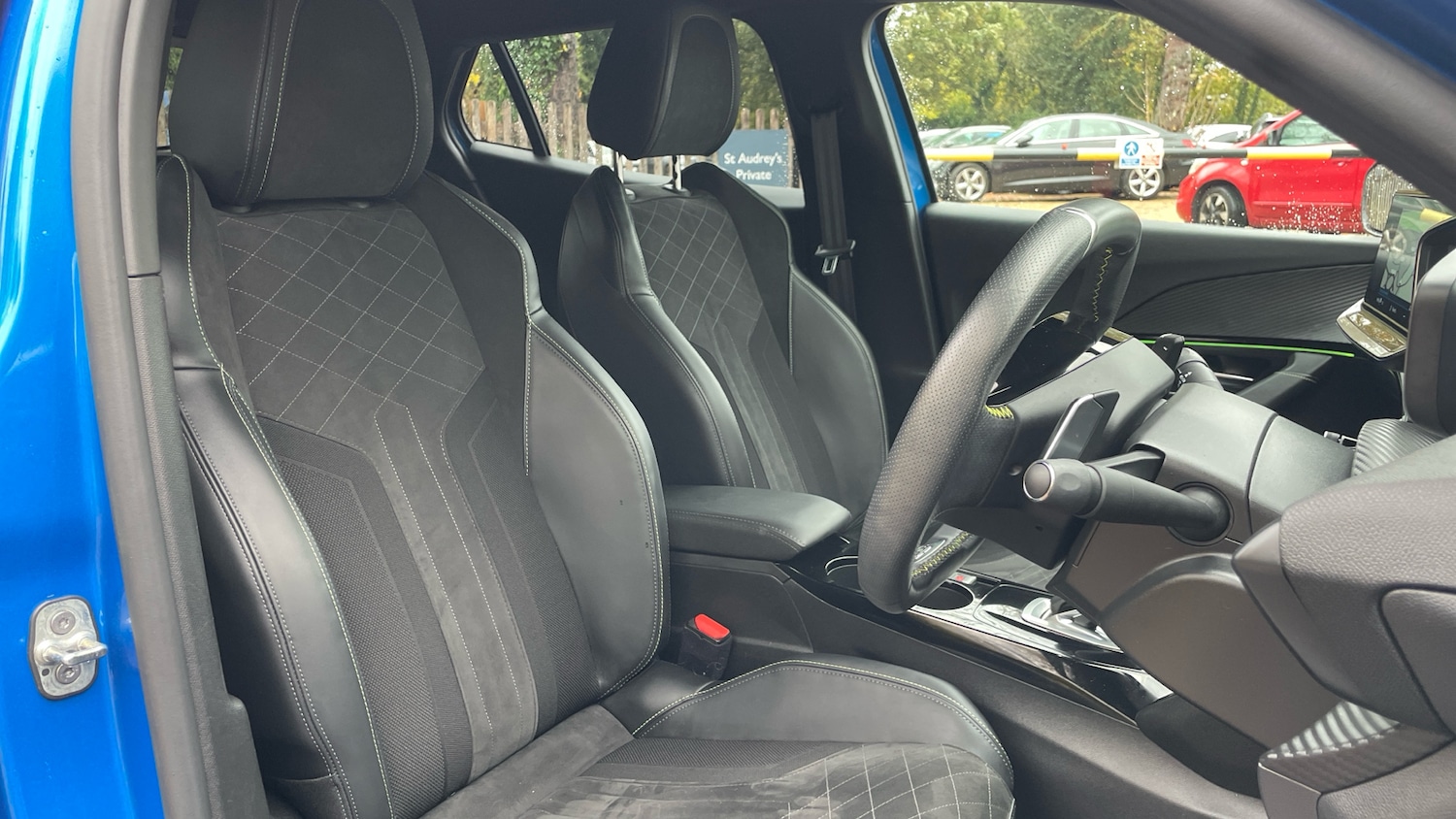 Used Peugeot 2008 2021 for sale - 76315624: Photo 42