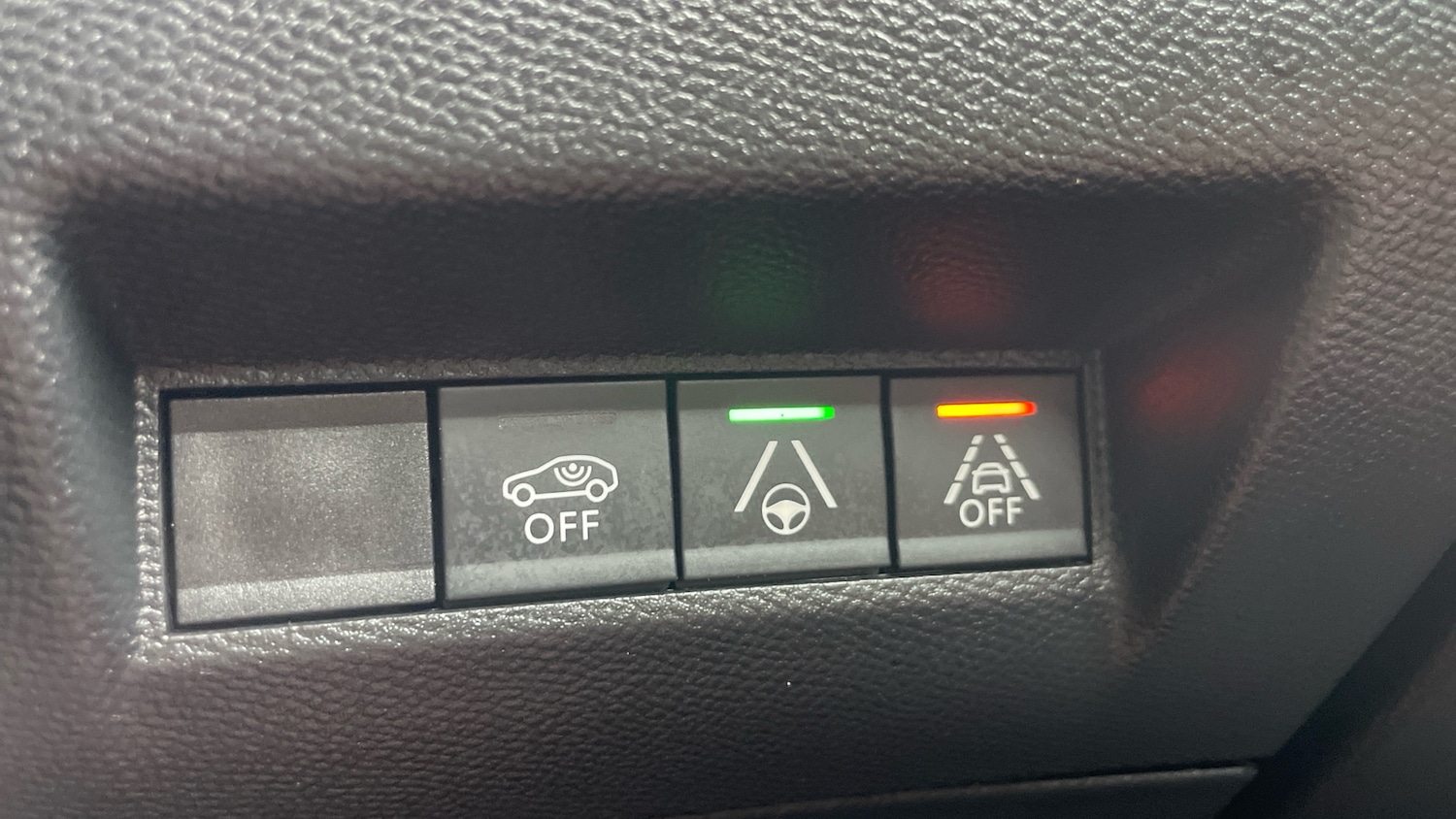 Used Peugeot 2008 2021 for sale - 76315624: Photo 55