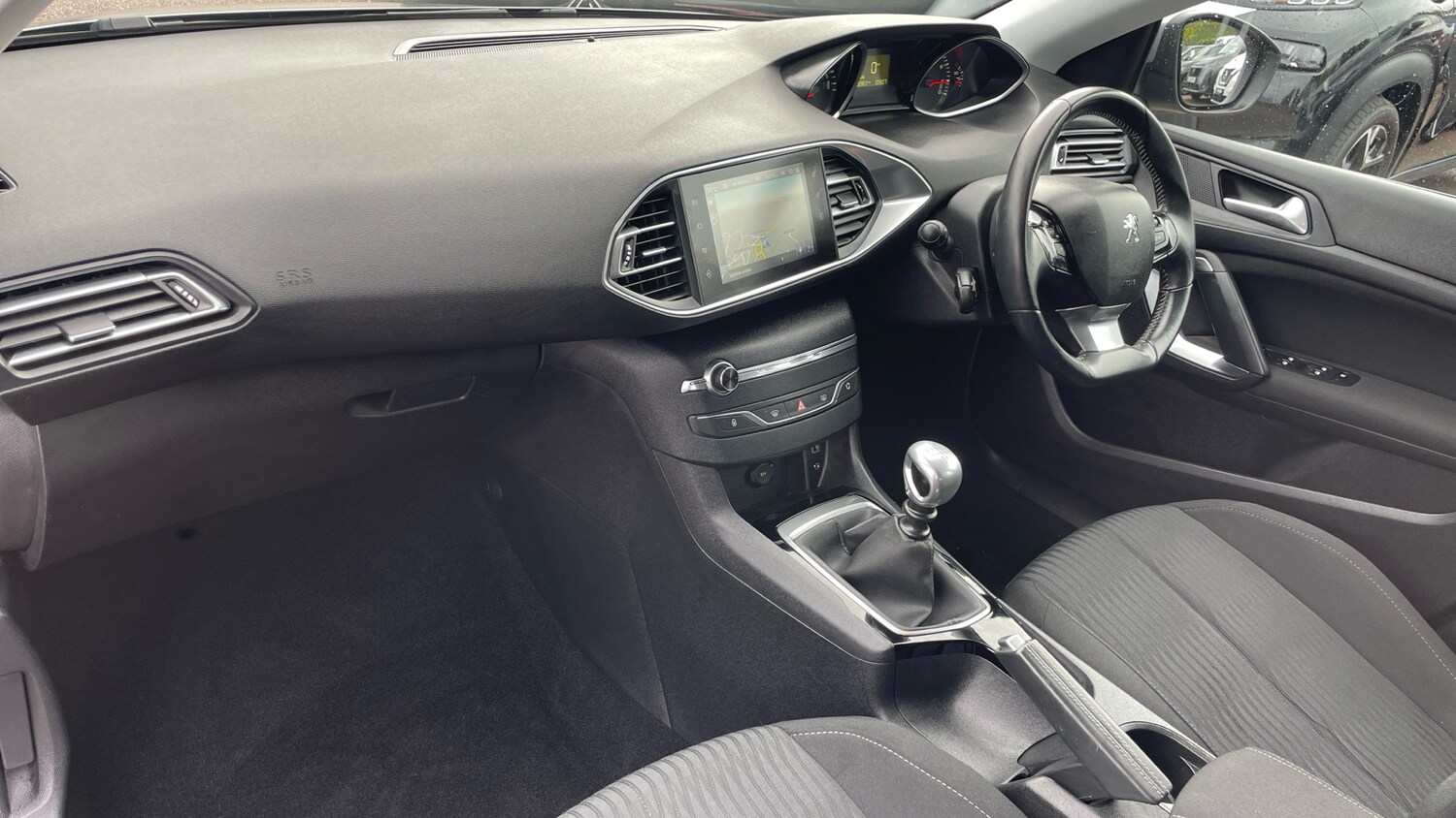 Used Peugeot 308 2016 for sale - 76307978: Photo 12