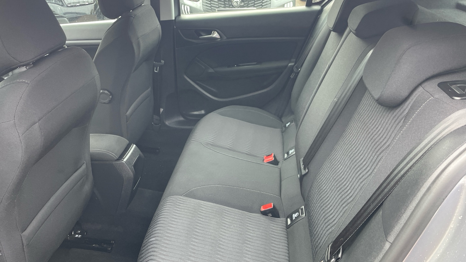 Used Peugeot 308 2016 for sale - 76307978: Photo 25