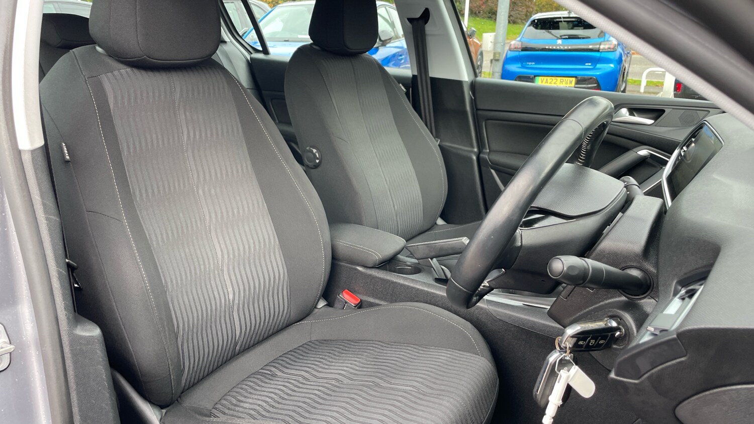 Used Peugeot 308 2016 for sale - 76307978: Photo 40