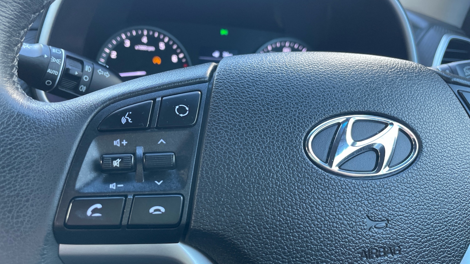 Used Hyundai TUCSON 2019 for sale - 76574324: Photo 24