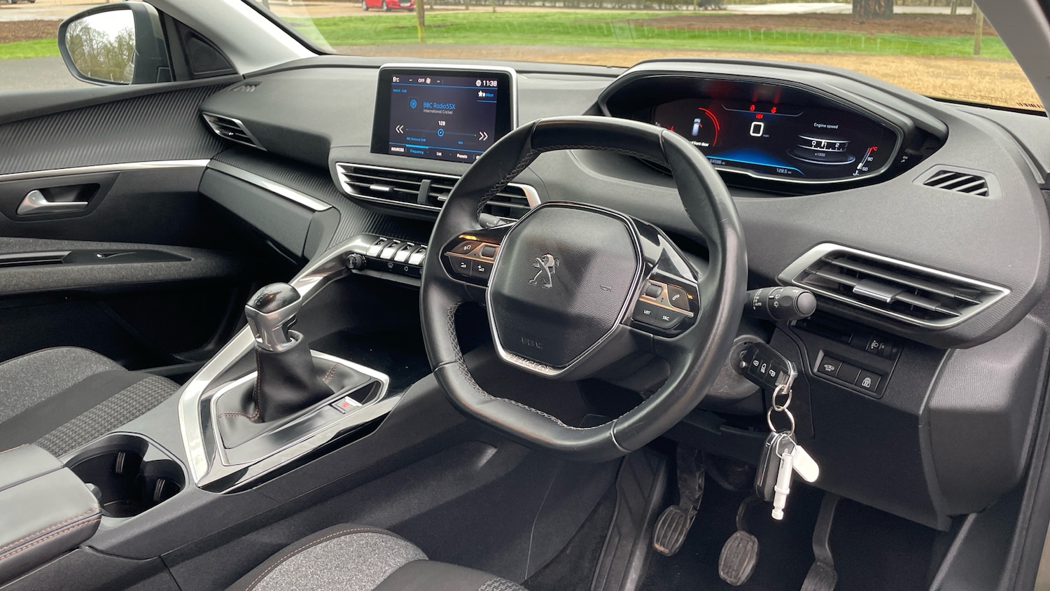 Used Peugeot 5008 2018 for sale - 77799668: Photo 11