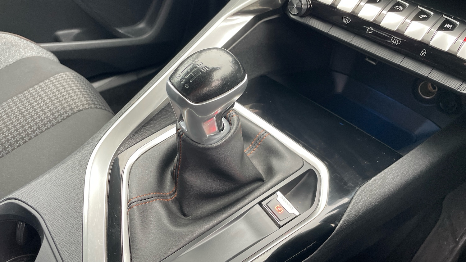 Used Peugeot 5008 2018 for sale - 77799668: Photo 20