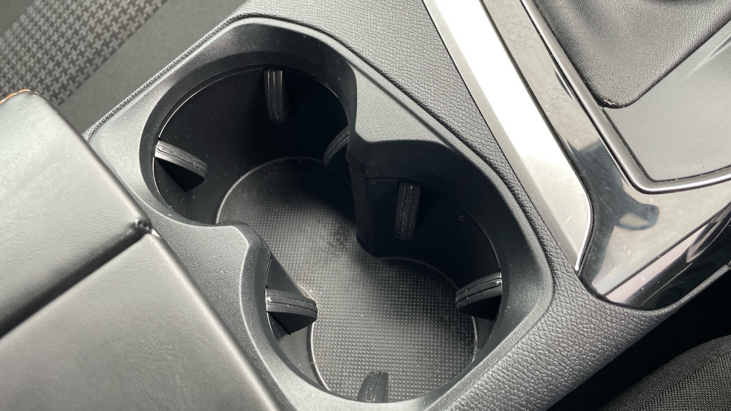 Used Peugeot 5008 2018 for sale - 77799668: Photo 34