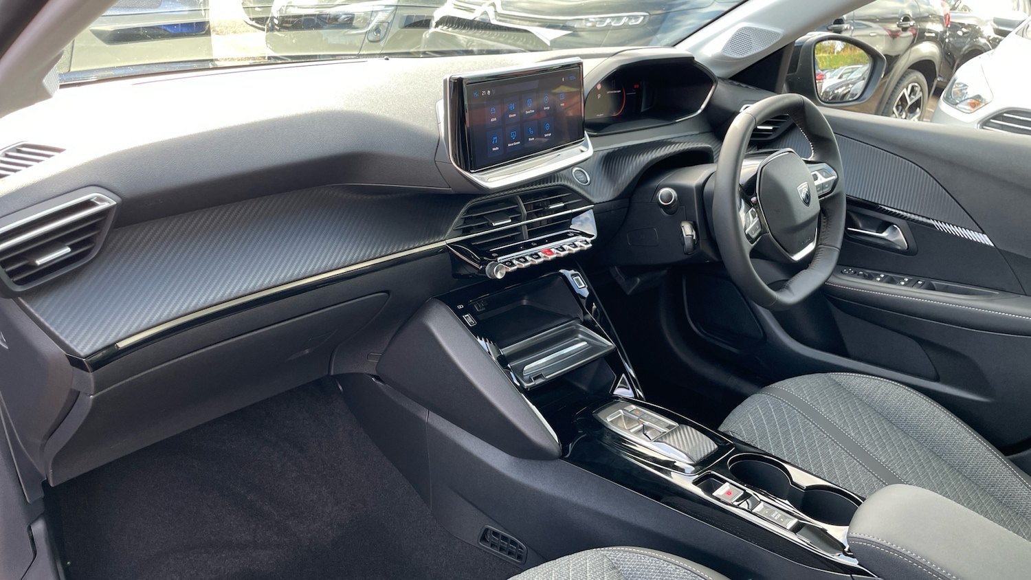 Used Peugeot 208 2024 for sale - 76586380: Photo 12