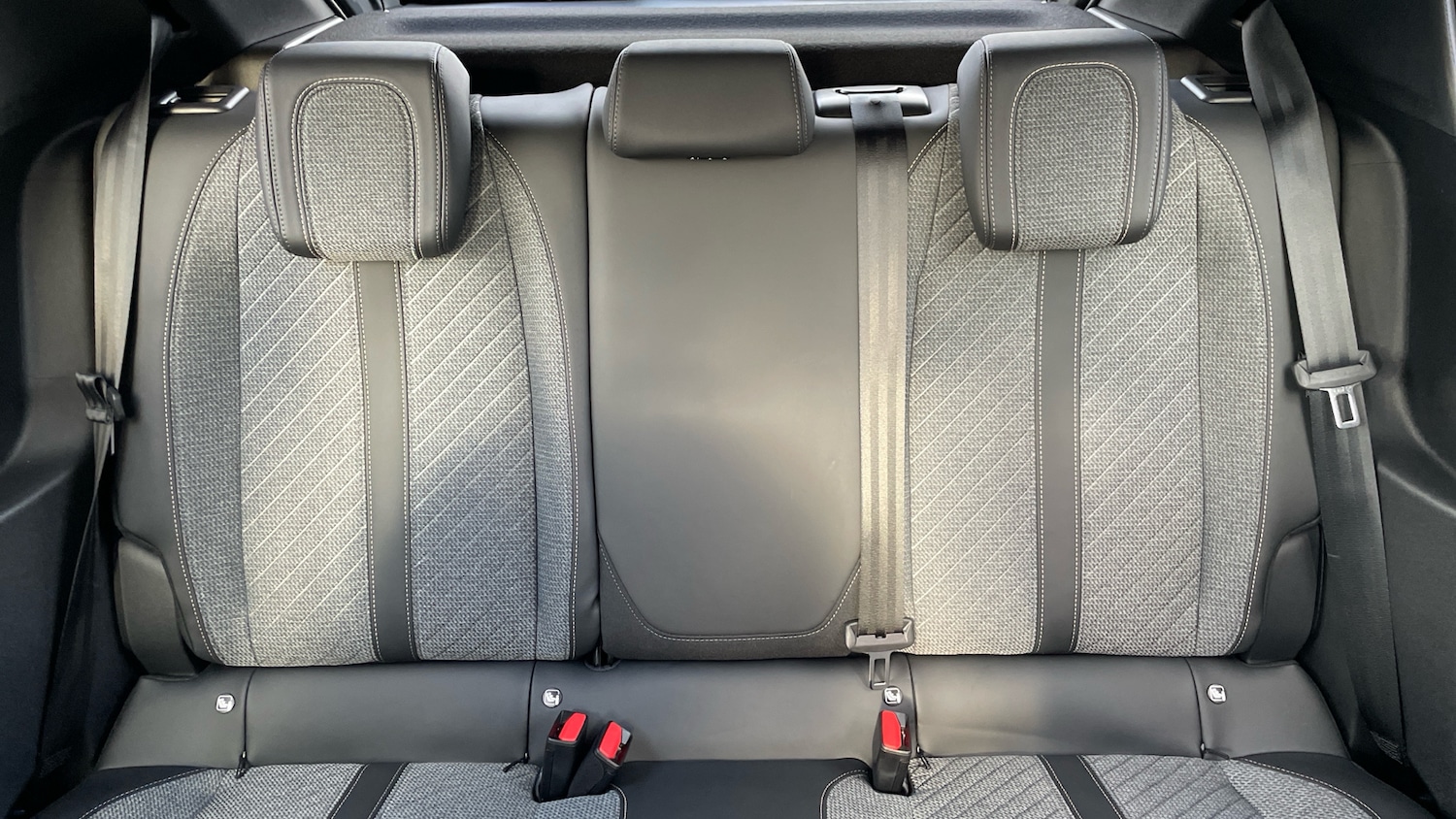 Used Peugeot 208 2024 for sale - 76586380: Photo 25