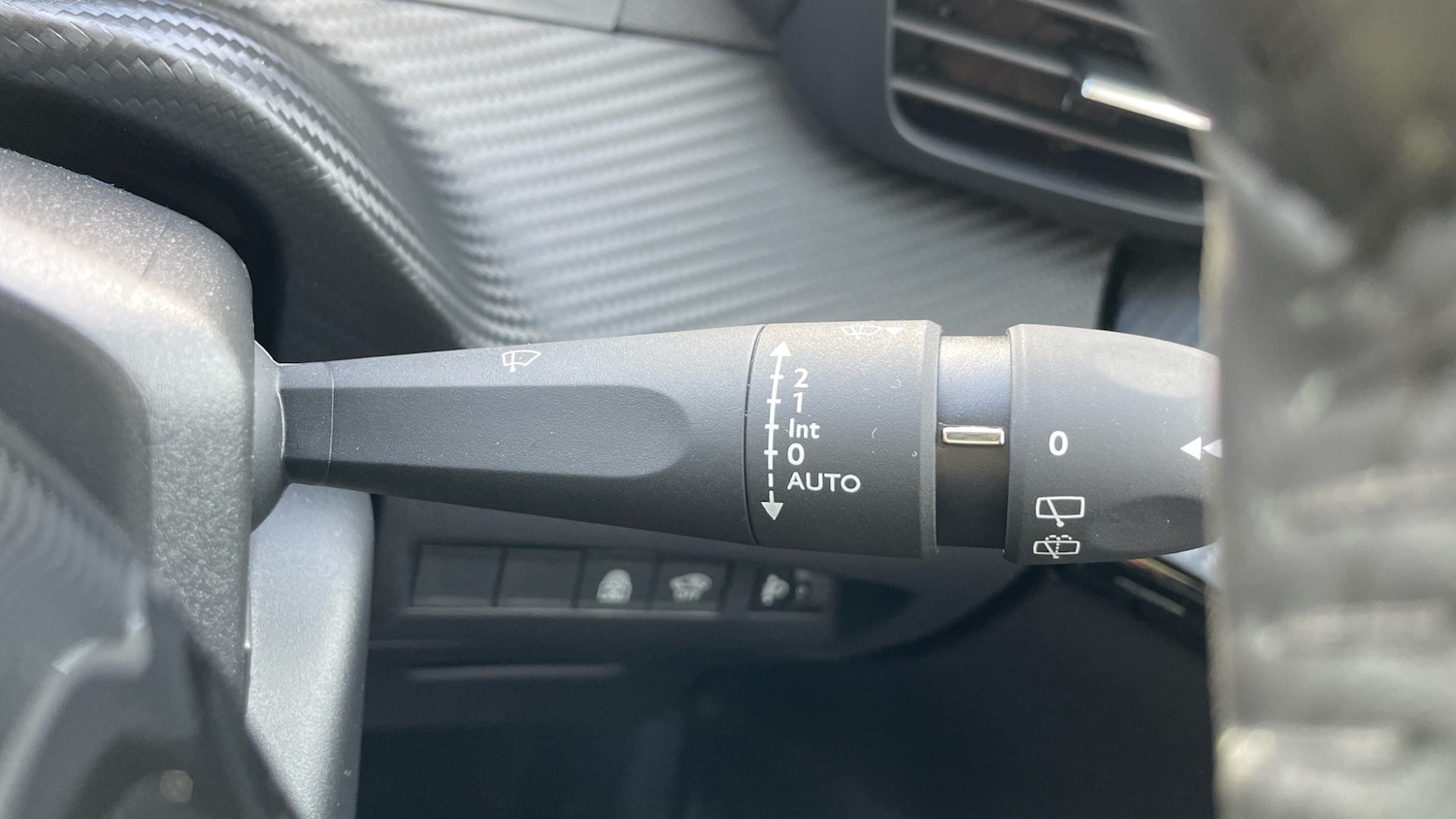 Used Peugeot 208 2024 for sale - 76586380: Photo 28