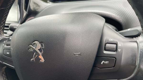 Used Peugeot 2008 2016 for sale - 76260952: Photo 24