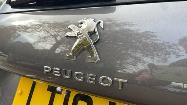 Used Peugeot 2008 2016 for sale - 76260952: Photo 26
