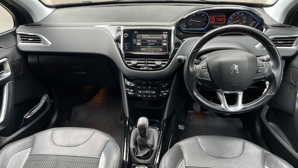 Used Peugeot 2008 2016 for sale - 76260952: Photo 4