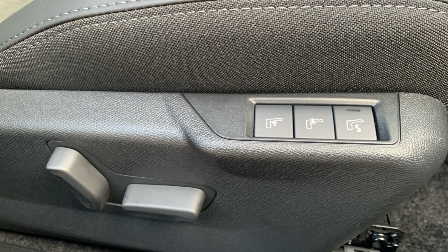 Used Peugeot 2008 2025 for sale - 76586390: Photo 41