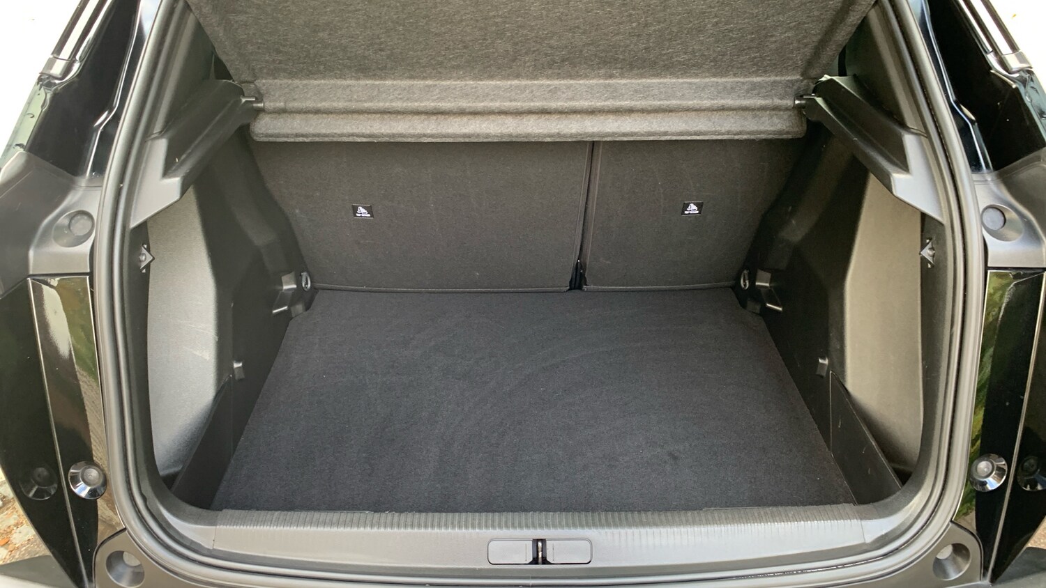 Used Peugeot 2008 2021 for sale - 75950508: Photo 19