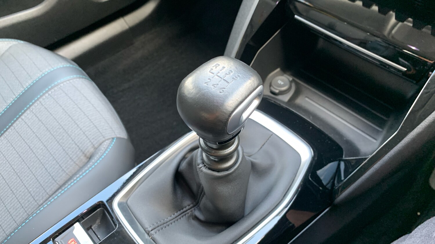 Used Peugeot 2008 2021 for sale - 75950508: Photo 20